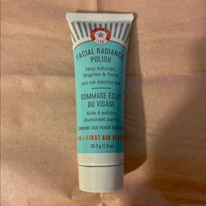 ✨FIRST AID BEAUTY✨ Facial Radiance Polish💁🏼‍♀️
